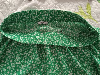 Lote 2 faldas cortas Only y Shein. Talla L