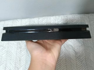 Pack PS4: FIFA 22, Spiderman y 2 mandos