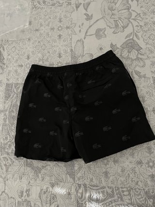 Bañador corto negro Lacoste