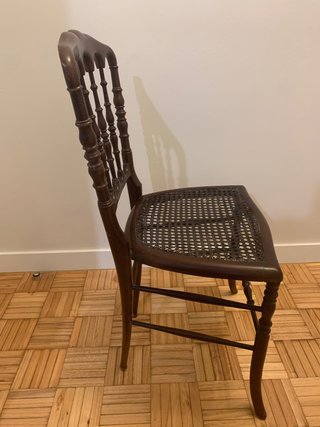 Silla antigua madera asiento ratán vintage