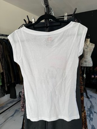 Camiseta INSIDE Kiss me y2k