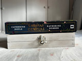 Coronas Gemelas