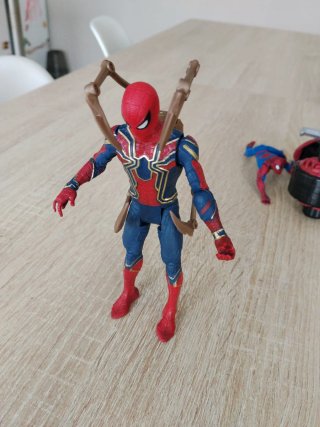 Conjunto di Figure Spider-Man e Moto Marvel