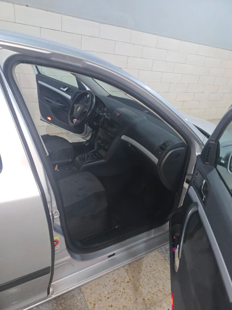 Skoda Octavia 2008 - foto 1