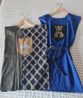 Ropa medieval niño. Confección propia.