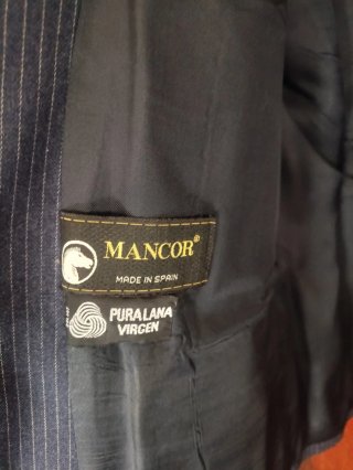 Americana y chaleco lana virgen marca Mancor