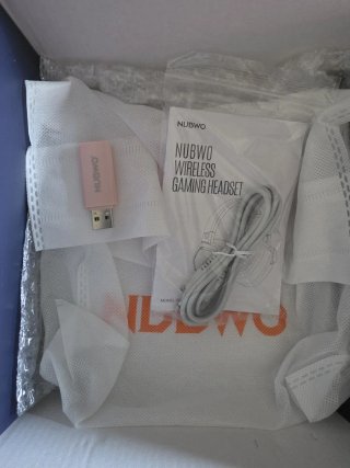 Cascos Gaming Rosas con Orejas inalambricos.