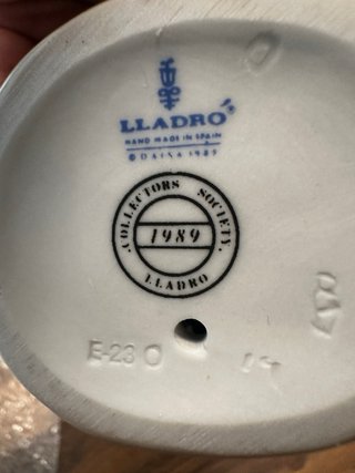 Figura Lladró niño con perro