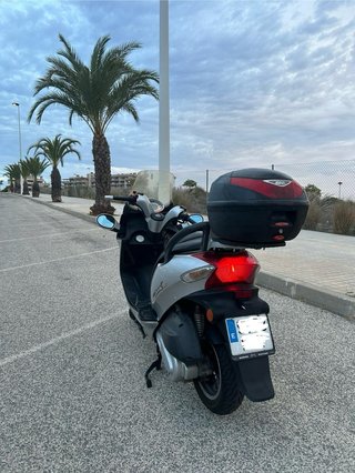 Kymco Grand dink 250