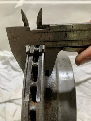 Discos de Freno Traseros Ventilados 328i E36.