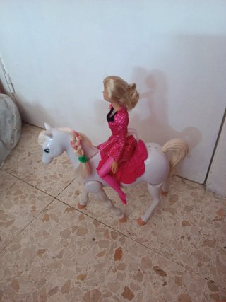 Barbie Jinetes con Caballo Blanco