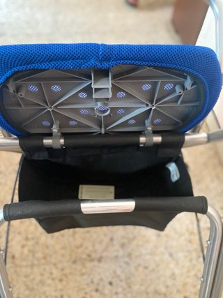 Andador para personas mayores