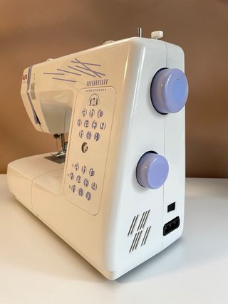 Máquina de coser Alfa