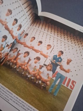 El fútbol más divertido 20 años de relatos y an...