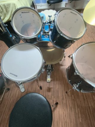 Batería Acústica Millenium