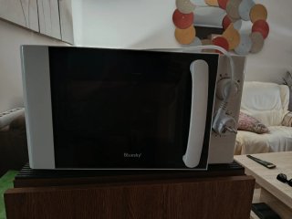 Microondas blanco