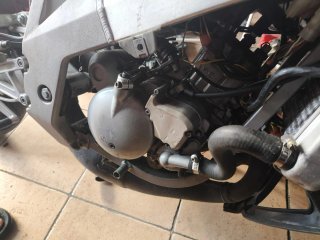 Derbi GPR 50 2007 Blanca y Morada