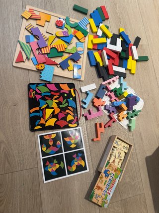 Juegos de piezas de madera