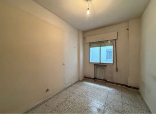 Se vende Piso Céntrico, 4 Dor., 2 baños .