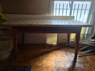 Juego de 4 taburetes y dos sillas tapizadas madera