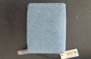Cartera vaquera bordada sin estrenar