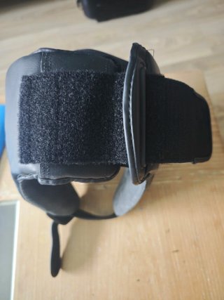 Casco Kickboxing Outshock 900