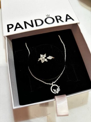 Conjunto Pandora Anillo y Collar Plata