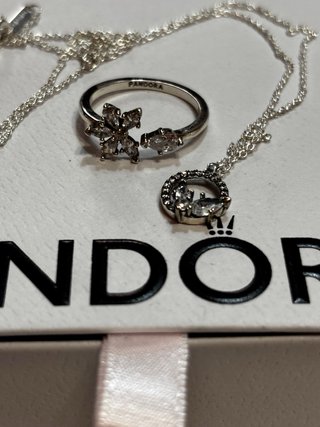 Conjunto Pandora Anillo y Collar Plata