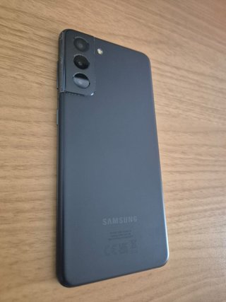 Samsung Galaxy S21 5G 128GB + Caricabatterie Qi