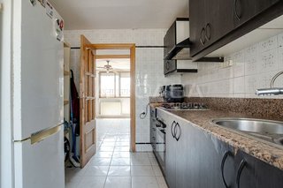Piso en venta en Bellvitge en Hospitalet de Llobregat, L´