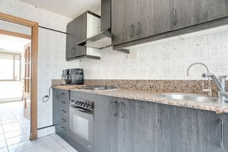 Piso en venta en Bellvitge en Hospitalet de Llobregat, L´