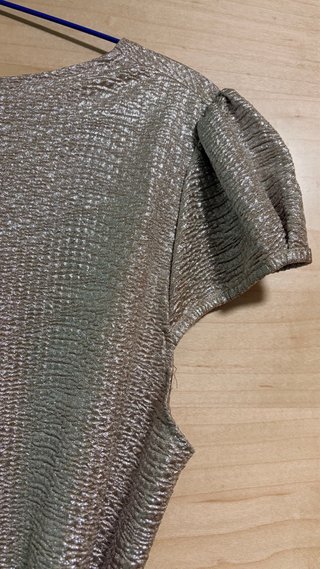 Elegante Blusa dorada fiesta
