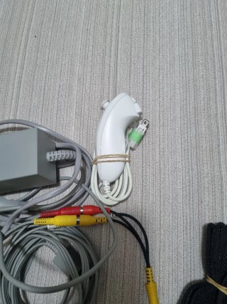 Nintendo Wii RVL-001 (EUR) con mandos y juegos