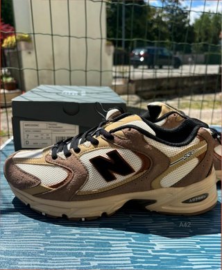 New Balance 530 Beige/Marrón Talla 40