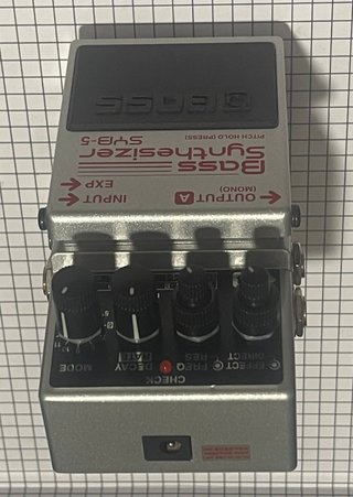 BOSS SYB-5 Effetto Sintetizzatore a pedale Basso