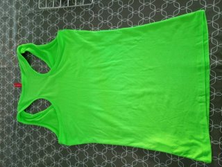 Camiseta técnica tirantes verde