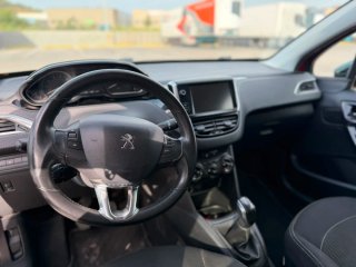 Peugeot 208 2017