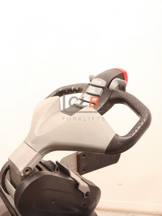 Ref. M-6569 Apilador Eléctrico con Plataforma STILL EXV-SF 14i