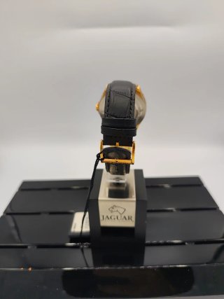 Reloj Jaguar Dorado y Negro
