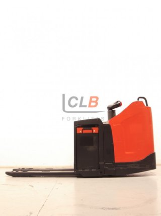 Ref. M-6644 Transpaleta Eléctrica Plataforma Toyota LPE 250