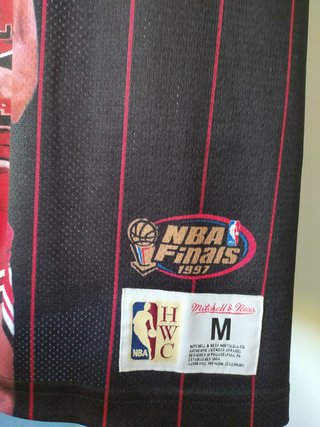 Camiseta Mitchell & Ness Bulls Talla M