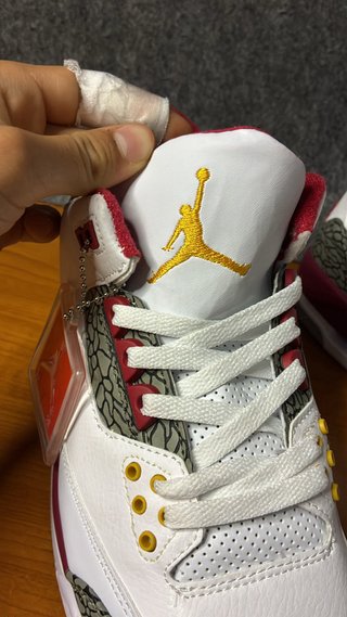 Air Jordan 3 Cardinal Red