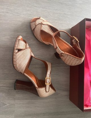 Sandalias Chie Mihara Beige y Marrón