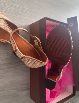 Sandalias Chie Mihara Beige y Marrón