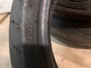 Neumático Dunlop 120/70/17