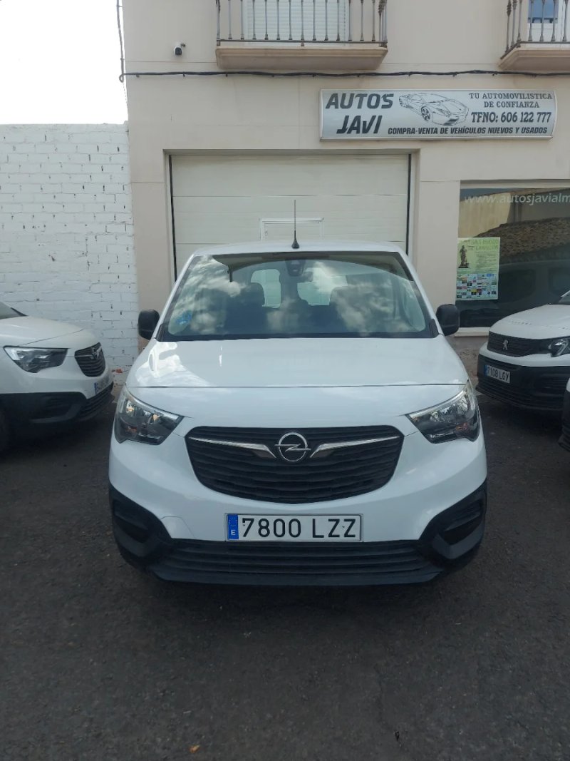 Opel Combo 2022 - foto 1