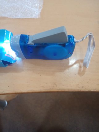 Linterna Dinamo Recargable