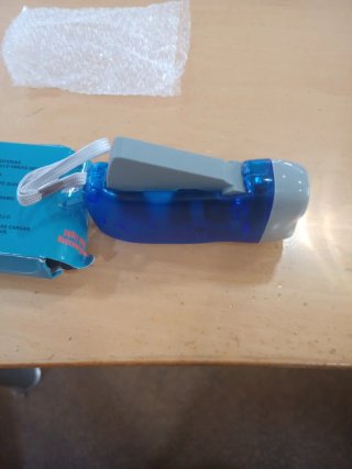 Linterna Dinamo Recargable