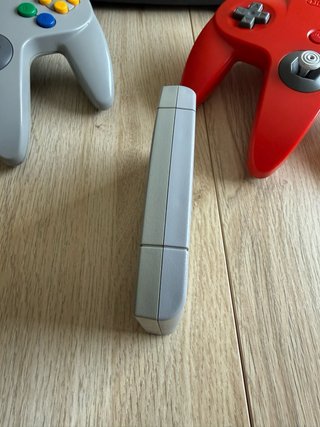 Consola Nintendo 64 Completa con Mandos y Juego