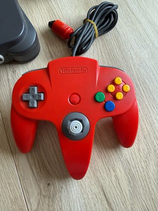 Consola Nintendo 64 Completa con Mandos y Juego